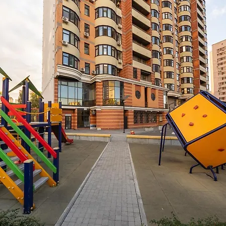 Apartment Vip In A New Building Near Lesi Ukrainki 7a *